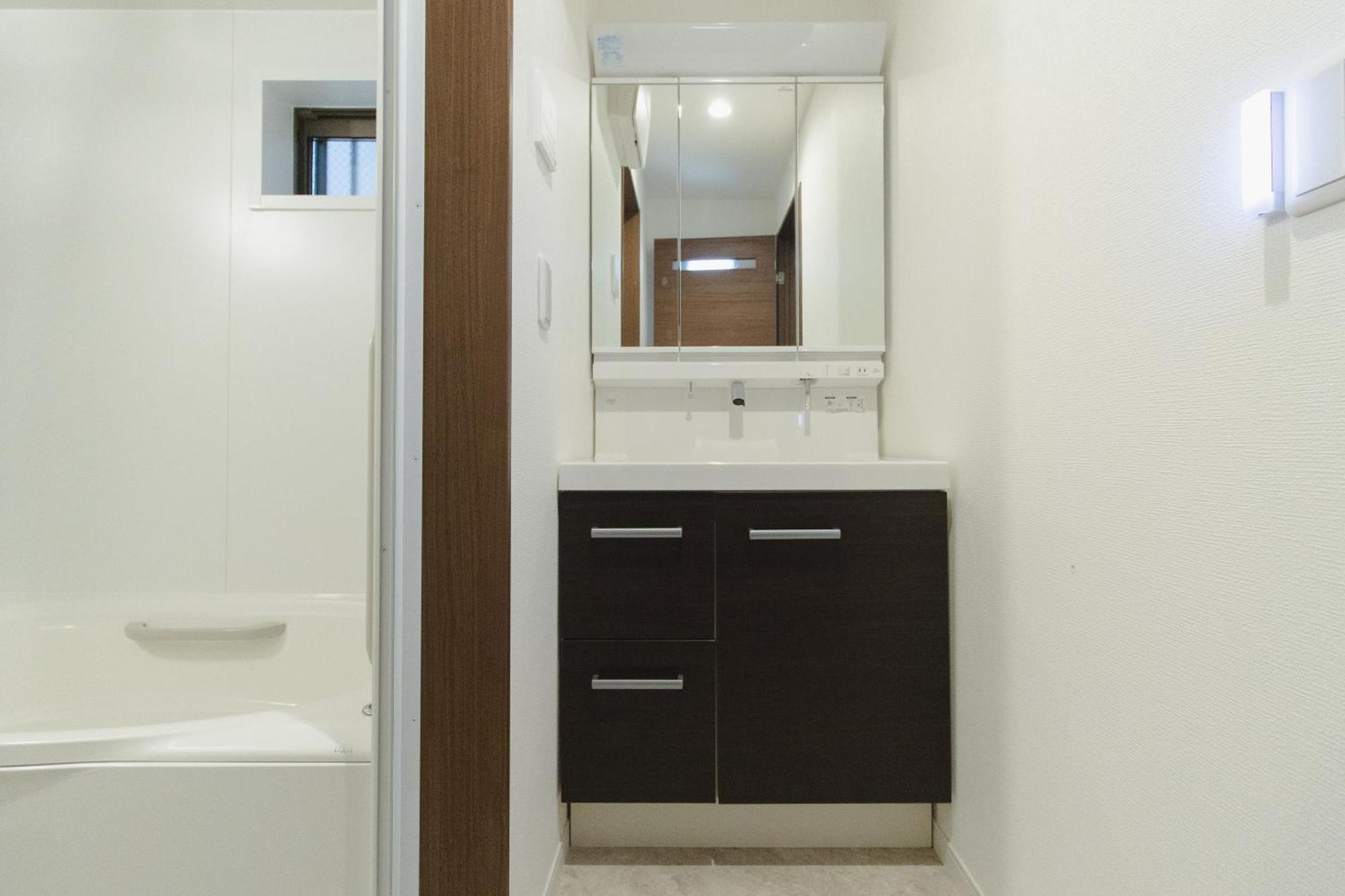 Hébergement de vacances Qiqi House Serenity 新築一軒家宿 Brand New Exclusive 3-story House Near Skytree Asakusa